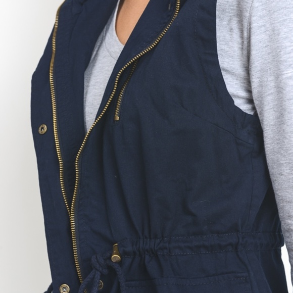 Faux Fur Lined Hooded Twill Vest - Picture 3 of 4